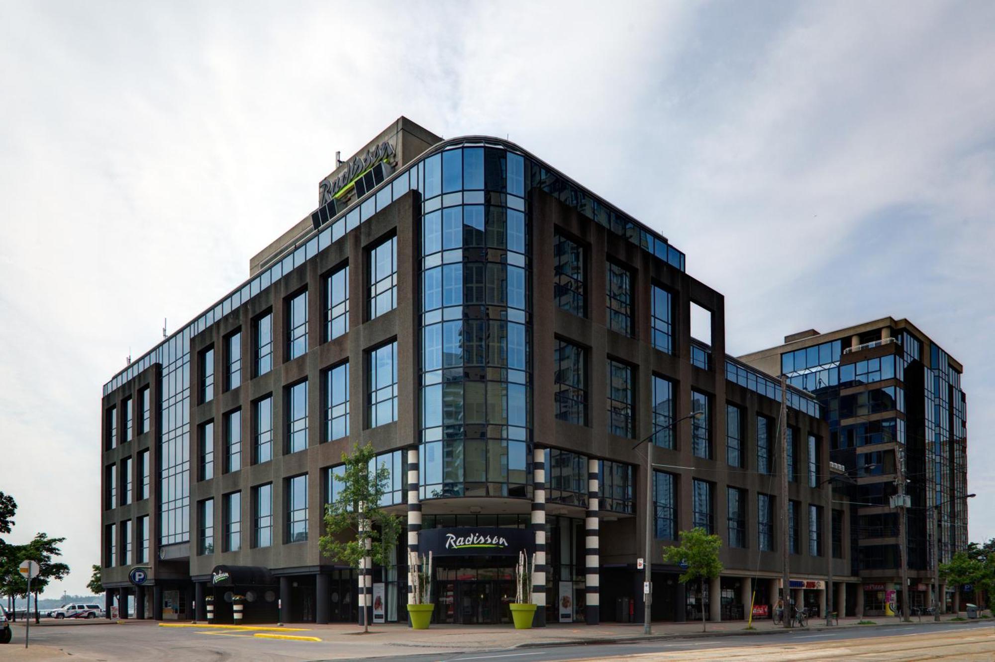 Radisson Blu Toronto Downtown Hotel Екстериор снимка