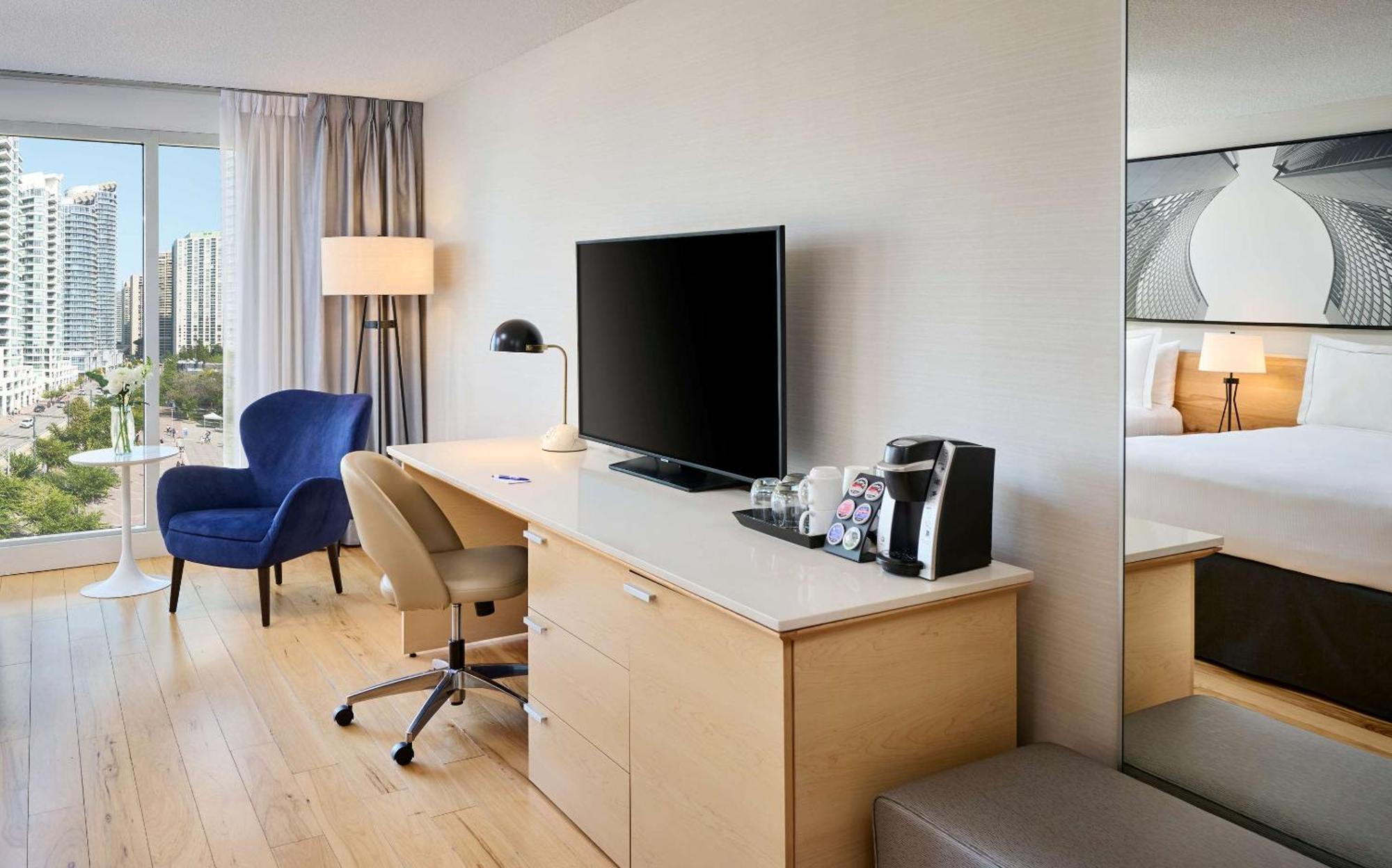 Radisson Blu Toronto Downtown Hotel Екстериор снимка