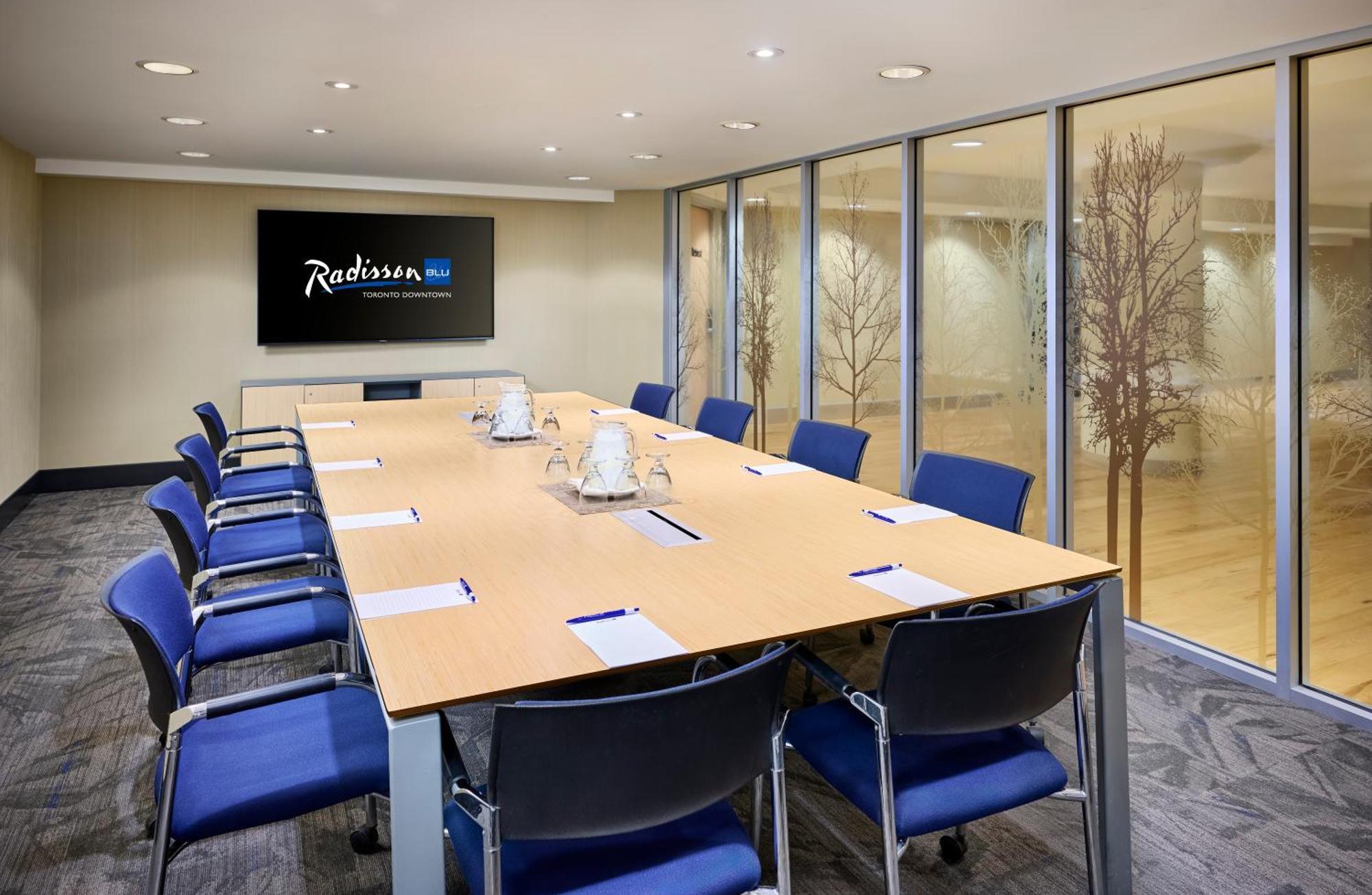 Radisson Blu Toronto Downtown Hotel Екстериор снимка